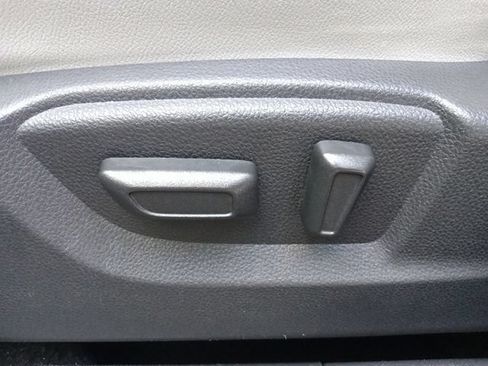 Used 2024 Mitsubishi Eclipse Cross SEL AWD/4WD image 16