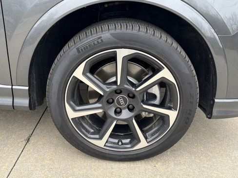 Used 2025 Audi Q3 2.0T Premium Plus w/ Premium Plus Package image 11