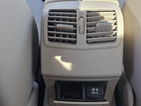 Used 2015 Mercedes-Benz E 350 4MATIC Sedan w/ Premium 1 Package image 46