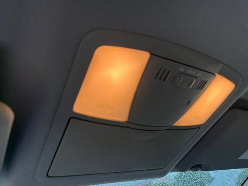 Used 2014 Nissan Rogue S w/ Convenience Package FWD image 27
