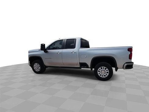 Used 2022 Chevrolet Silverado 2500 LT w/ Convenience Package AWD/4WD image 6