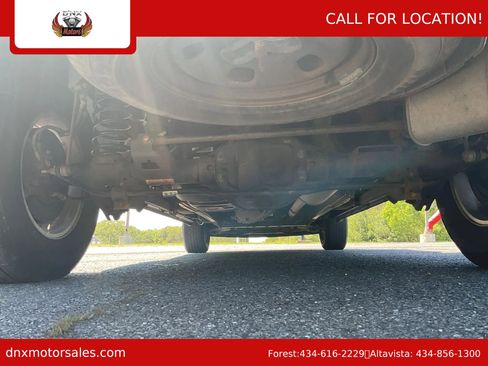 Used 2017 RAM 1500 Classic SLT AWD/4WD image 17