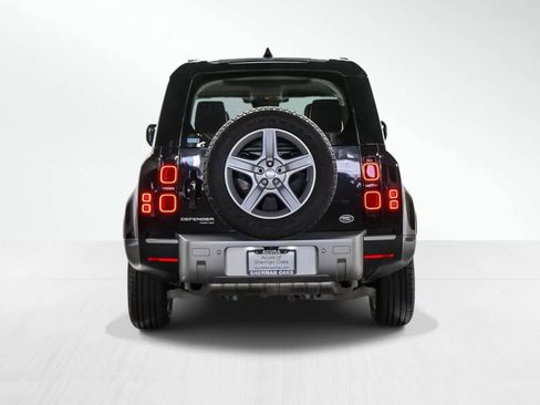 Used 2020 Land Rover Defender 110 HSE image 3