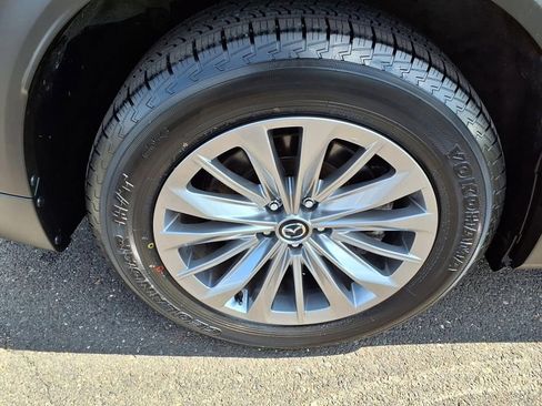 Certified 2024 MAZDA CX-90 Plug-In Hybrid w/ Preferred image 19