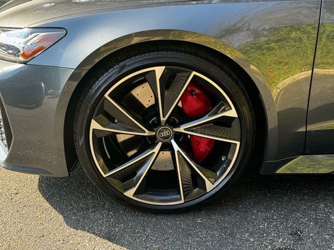 Used 2023 Audi RS 7 Sportback w/ Black Optic Package image 7