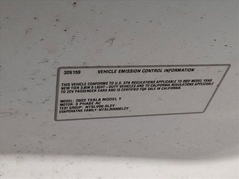 Used 2022 Tesla Model Y Performance image 26