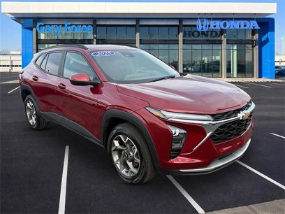 Used 2025 Chevrolet Trax LT