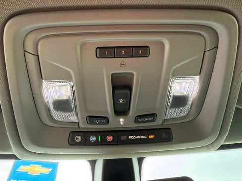 Certified 2021 Chevrolet Silverado 1500 LTZ AWD/4WD image 13