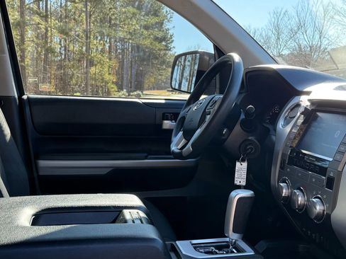 Used 2020 Toyota Tundra SR5 w/ SR5 Upgrade Package image 30