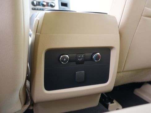 Used 2015 Ford Expedition XL image 26