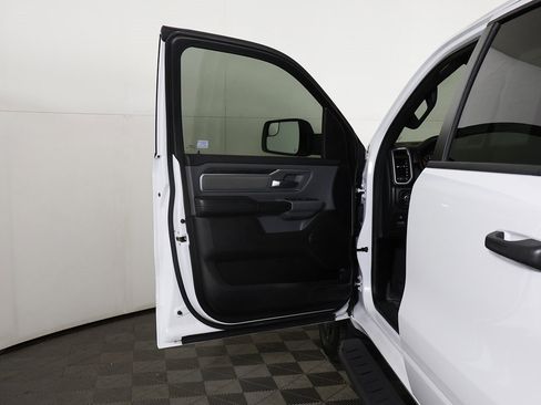 Used 2023 RAM 1500 Big Horn image 16