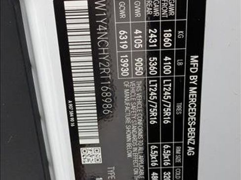 Used 2024 Mercedes-Benz Sprinter 2500 w/ Acoustic Package image 22