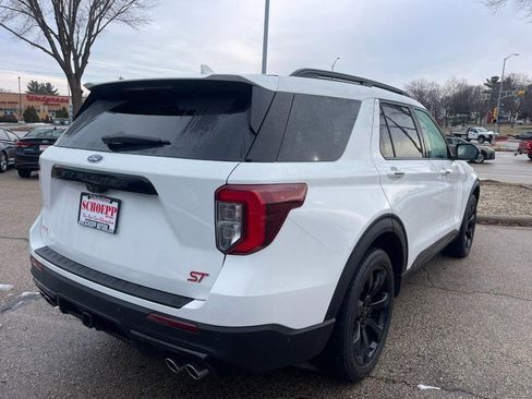 Used 2021 Ford Explorer ST w/ ST Street Pack image 3