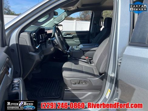 Used 2025 Chevrolet Silverado 1500 LT image 12