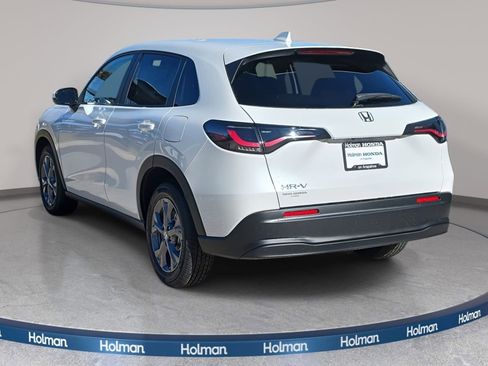 New 2026 Honda HR-V LX image 7