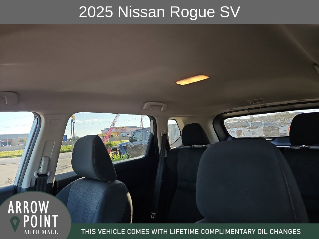 Used 2025 Nissan Rogue SV FWD image 22