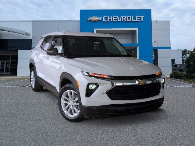 New 2026 Chevrolet TrailBlazer LS w/ LS Convenience Package FWD image 3