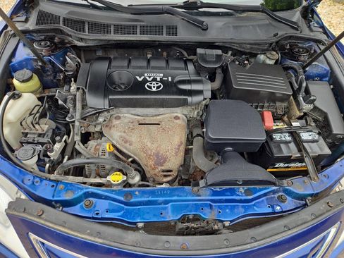 Used 2010 Toyota Camry FWD image 12