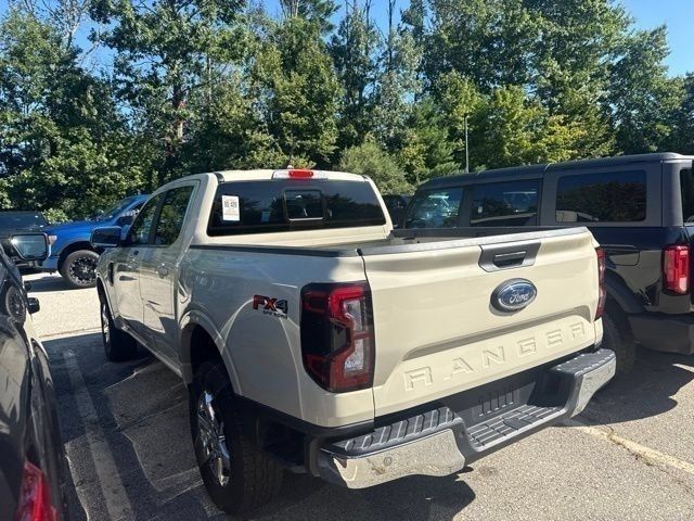 Used 2025 Ford Ranger Lariat w/ FX4 Off-Road Package AWD/4WD image 6