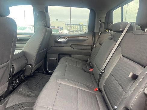 Used 2023 Chevrolet Silverado 1500 LT w/ Convenience Package II image 10