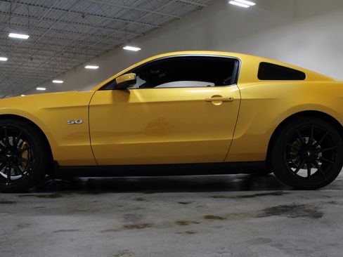 Used 2011 Ford Mustang GT RWD image 29