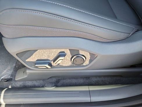 New 2026 Kia EV9 Light image 15