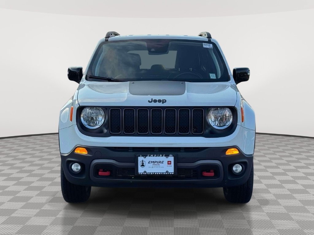 Used 2022 Jeep Renegade Trailhawk w/ Trailer Tow Group AWD/4WD image 2