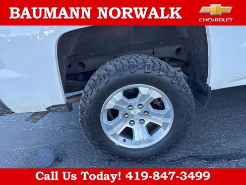 Used 2018 Chevrolet Silverado 1500 LT w/ All Star Edition image 27