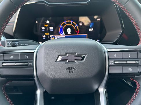 New 2025 Chevrolet Colorado Z71 w/ Midnight Edition image 25