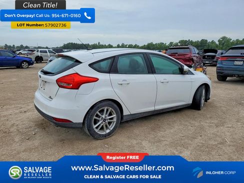 Used 2015 Ford Focus SE FWD image 4
