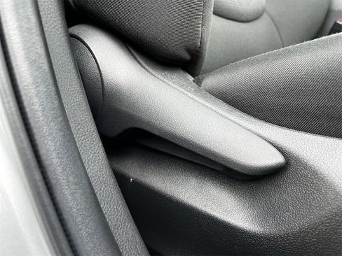 Used 2024 Toyota RAV4 XLE image 26