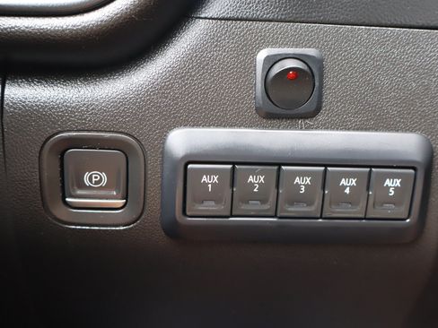 Used 2022 GMC Sierra 3500 Pro w/ Convenience Package AWD/4WD image 22