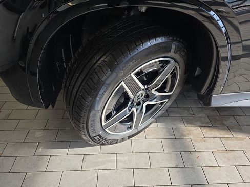 New 2026 Mercedes-Benz GLC 300 4MATIC image 32