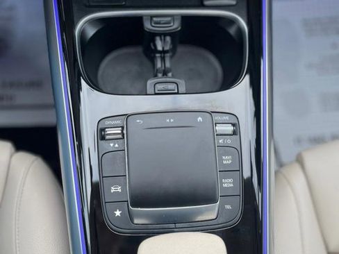 Used 2021 Mercedes-Benz GLA 250 4MATIC image 24