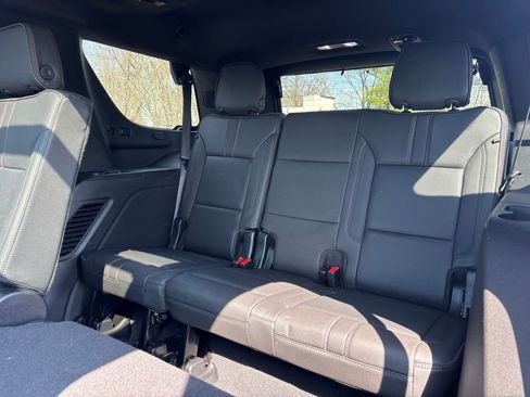 Used 2023 Chevrolet Tahoe RST image 11