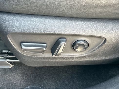 Used 2024 Toyota Grand Highlander AWD Hybrid image 19