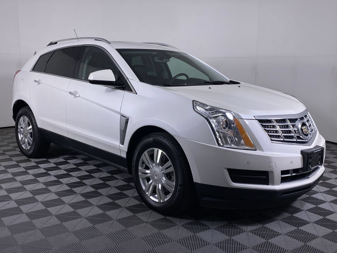 Used 2015 Cadillac SRX Luxury FWD image 20