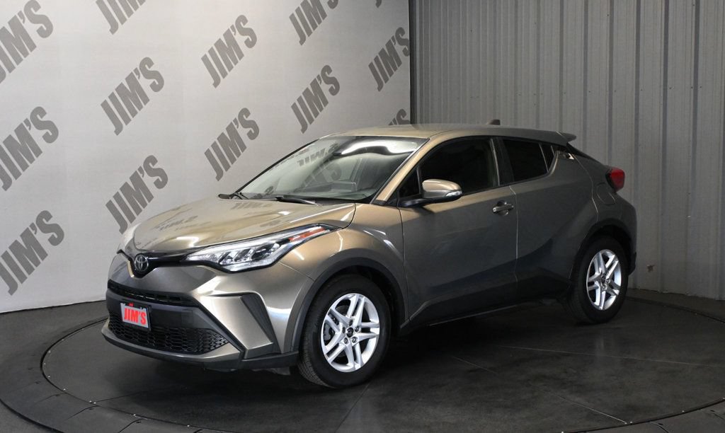Used 2021 Toyota C-HR LE FWD image 1