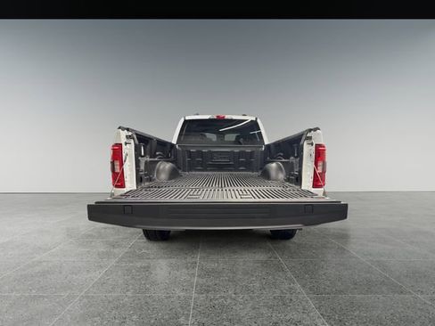 Used 2022 Ford F150 XLT image 13