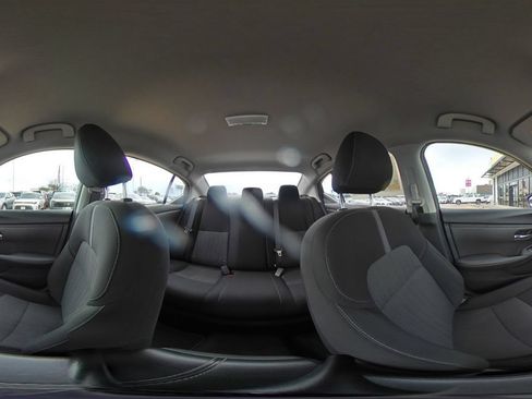 Used 2025 Nissan Sentra SV FWD image 39