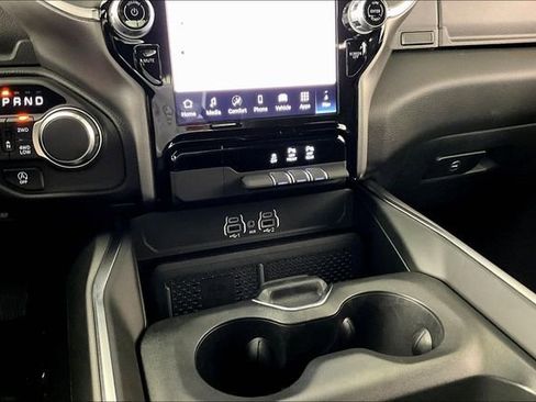 New 2026 RAM 1500 Big Horn AWD/4WD image 7