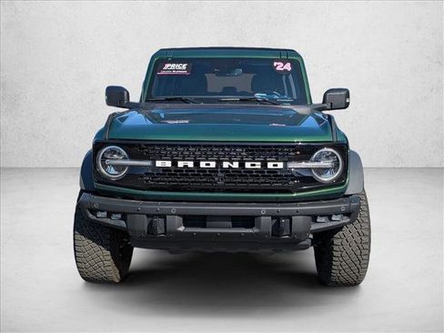 Certified 2024 Ford Bronco Wildtrak AWD/4WD image 2