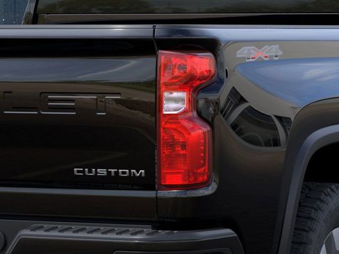 Certified 2025 Chevrolet Silverado 2500 Custom w/ Custom Convenience Package AWD/4WD image 11