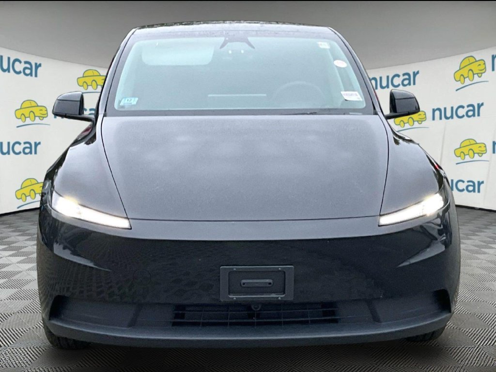 Used 2026 Tesla Model Y 2WD image 2