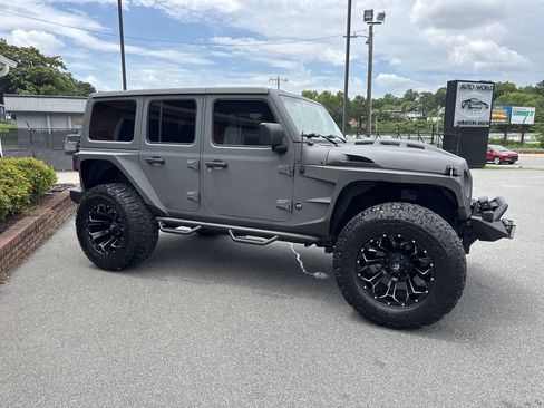 Used 2021 Jeep Wrangler Unlimited Sport AWD/4WD image 9