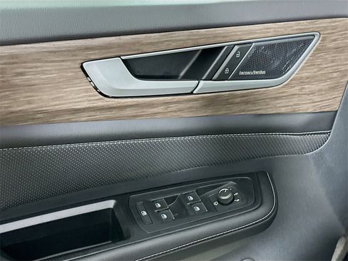 New 2026 Volkswagen Atlas SEL Premium R-Line image 21