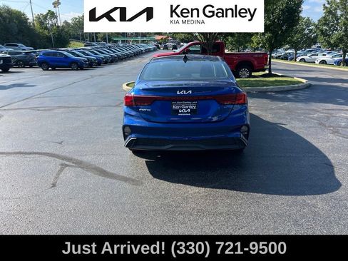 Certified 2024 Kia Forte LXS w/ LXS Technology Package FWD image 6