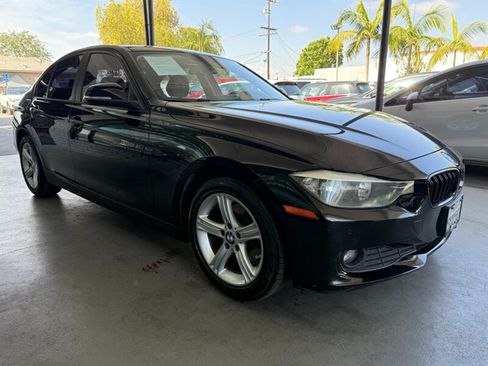 Used 2015 BMW 320i Sedan RWD image 8