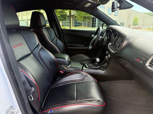 Used 2022 Dodge Charger Scat Pack RWD image 35