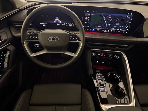 Certified 2025 Audi Q5 Premium Plus w/ Premium Plus AWD/4WD image 30